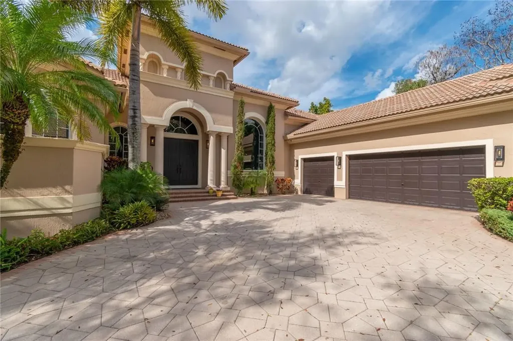 5835 NW 88th Manor Parkland FL 33067