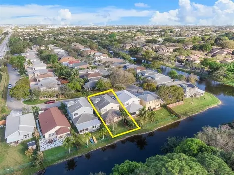 2321 NW 39th Terrace Coconut Creek FL 33066