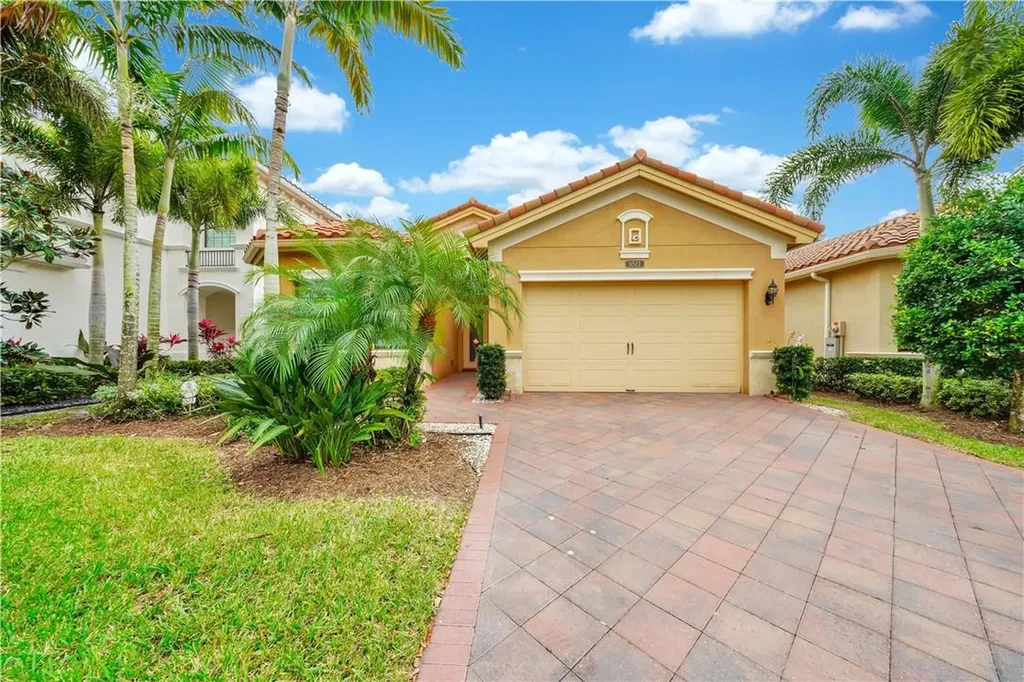 9512 Eden Roc Court Delray Beach FL 33446