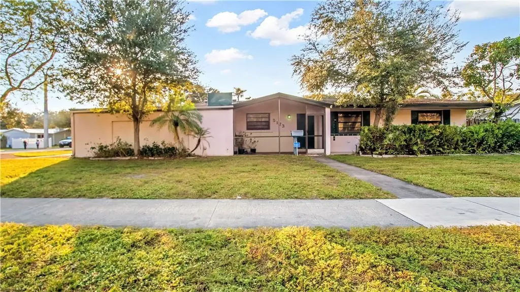 5173 SW 90th Avenue Cooper City FL 33328