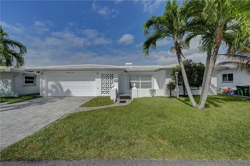 8203 NW 57th Place Tamarac FL 33321