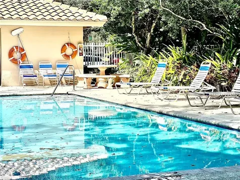 3556 Parkside Drive Davie FL 33328
