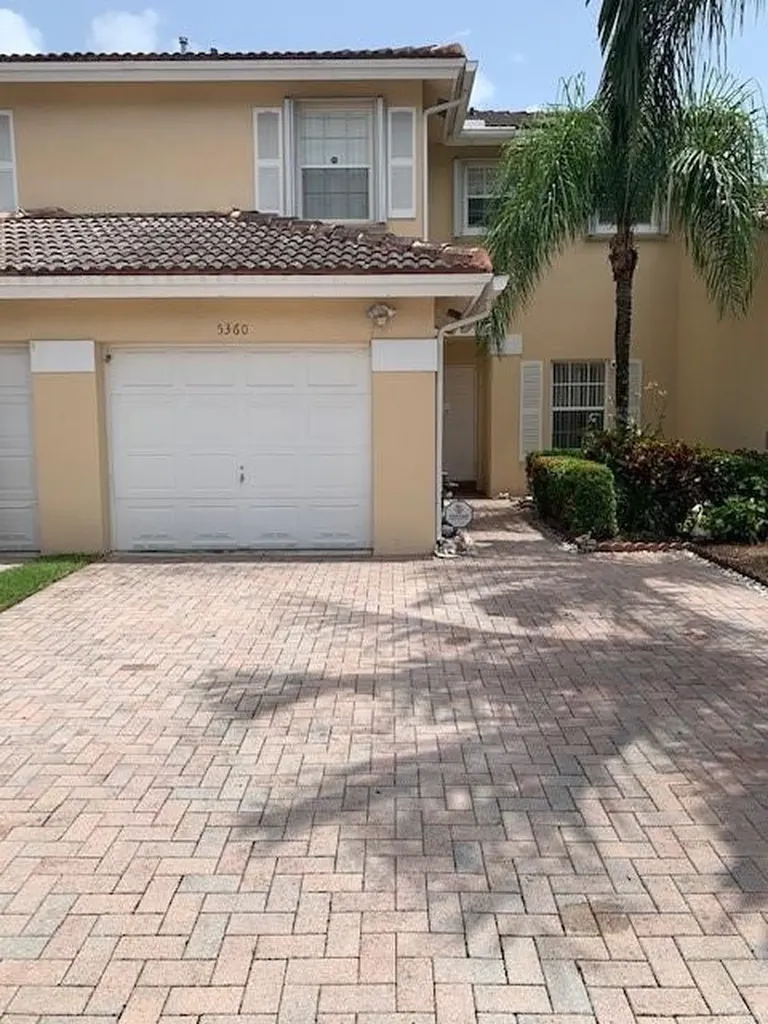 5360 NW 90th Avenue Sunrise FL 33351