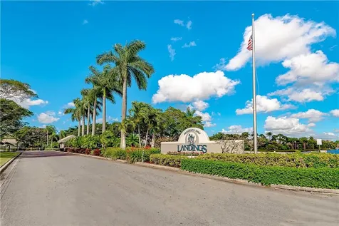 1006 SW 102nd Terrace Pembroke Pines FL 33025