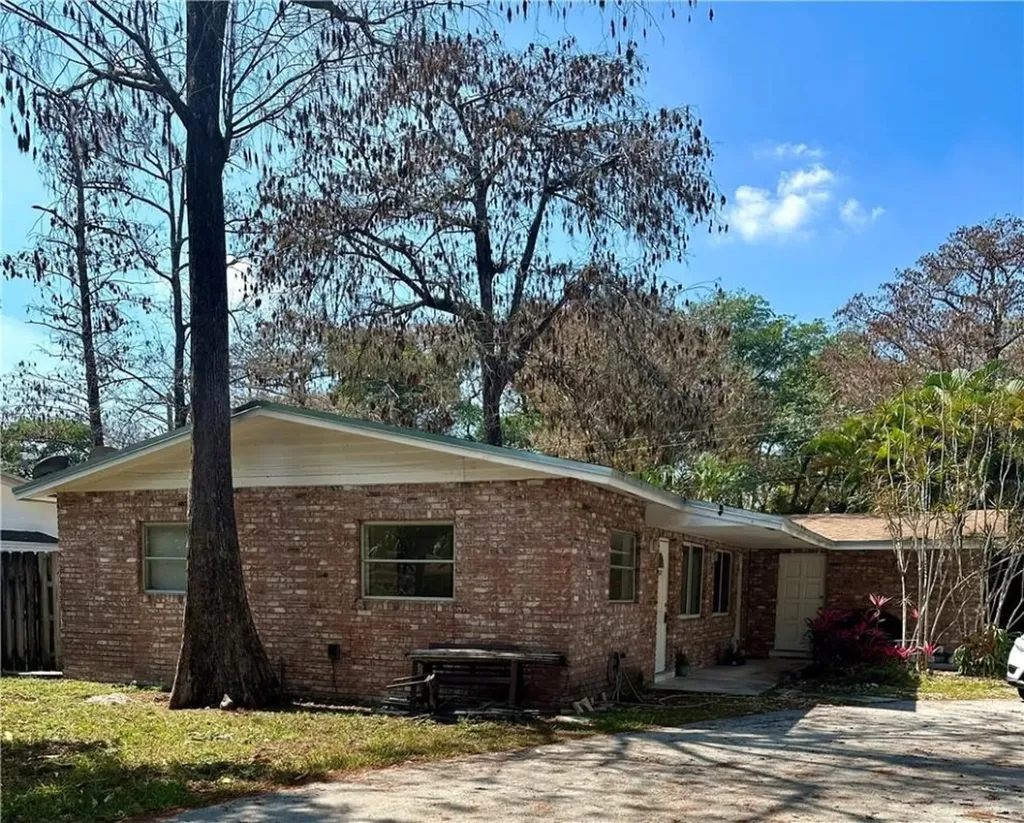 4291 NW 20th Avenue Oakland Park FL 33309