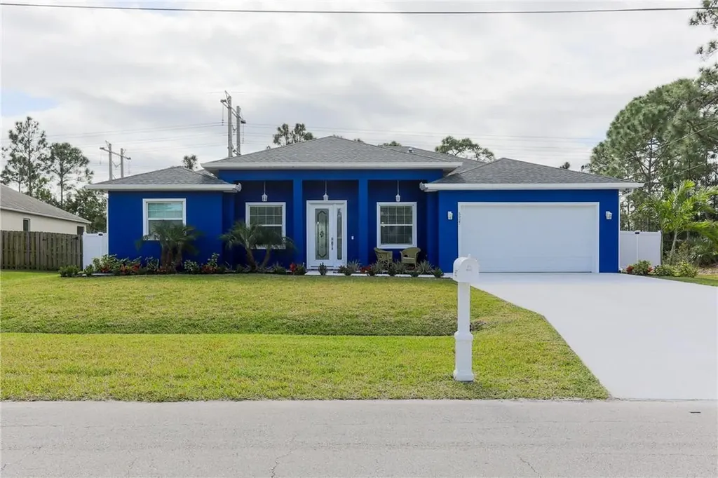 5927 NW Hann Drive Port St Lucie FL 34986