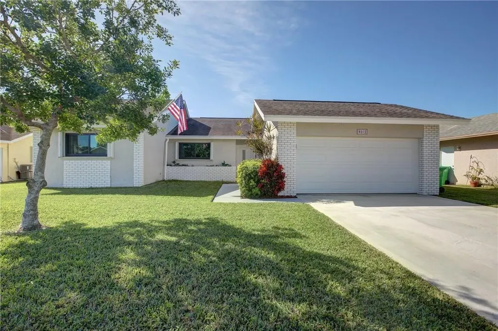 9202 NW 48th Street Sunrise FL 33351