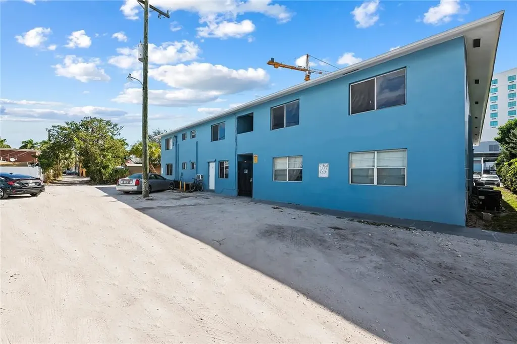 500 SE 22nd Street Fort Lauderdale FL 33316