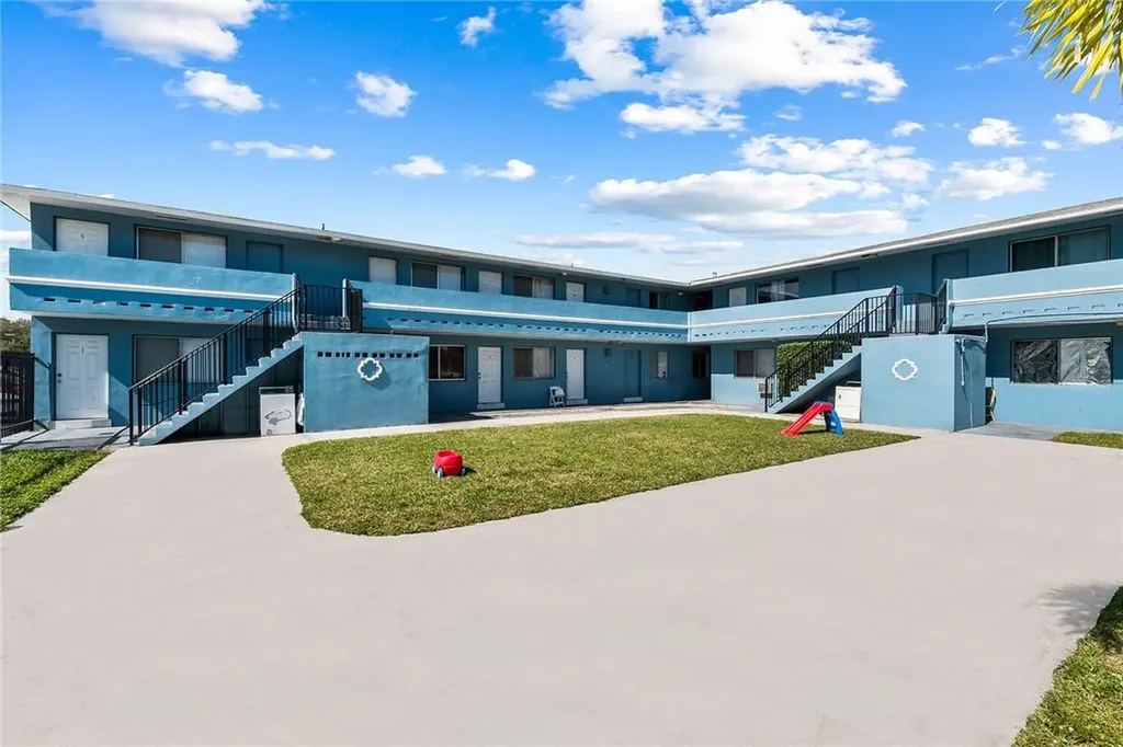 500 SE 22nd Street Fort Lauderdale FL 33316