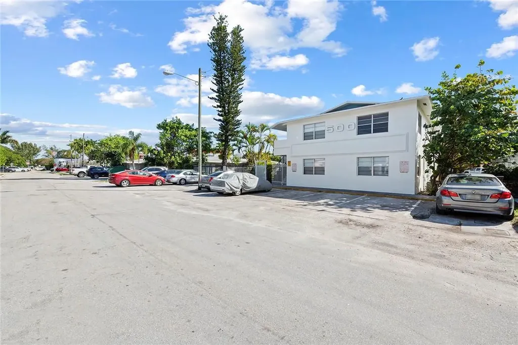 500 SE 22nd Street Fort Lauderdale FL 33316