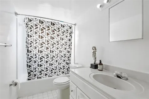 500 SE 22nd Street Fort Lauderdale FL 33316
