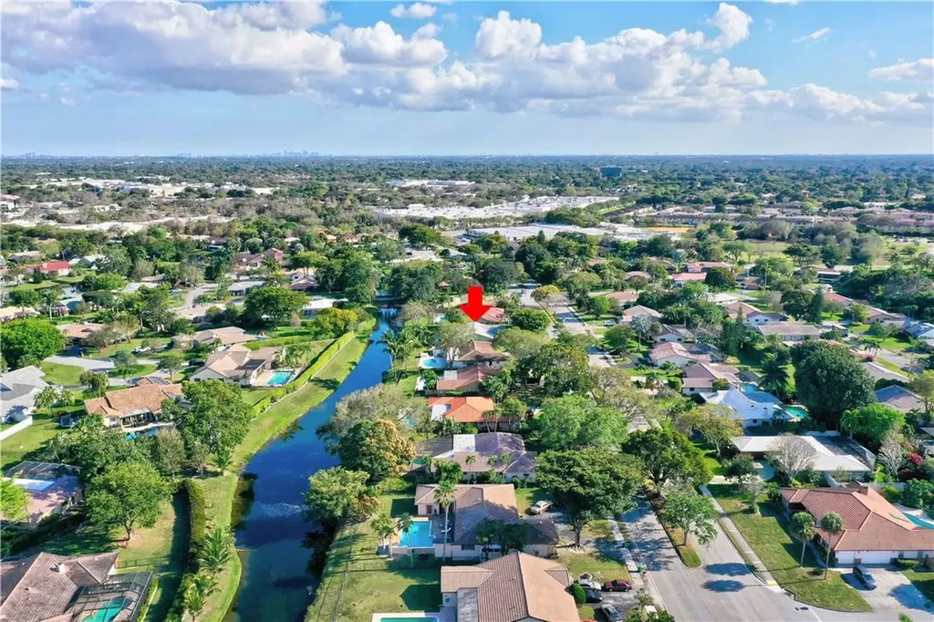 9975 Ramblewood Drive Coral Springs FL 33071