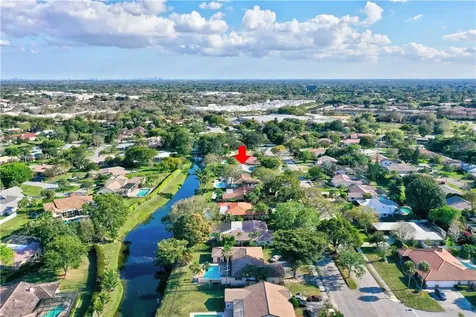 9975 Ramblewood Drive Coral Springs FL 33071
