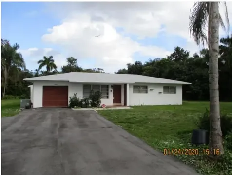 4001 NW 92nd Avenue Hollywood FL 33024