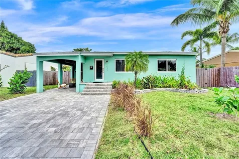 1523 Plunkett Street Hollywood FL 33020
