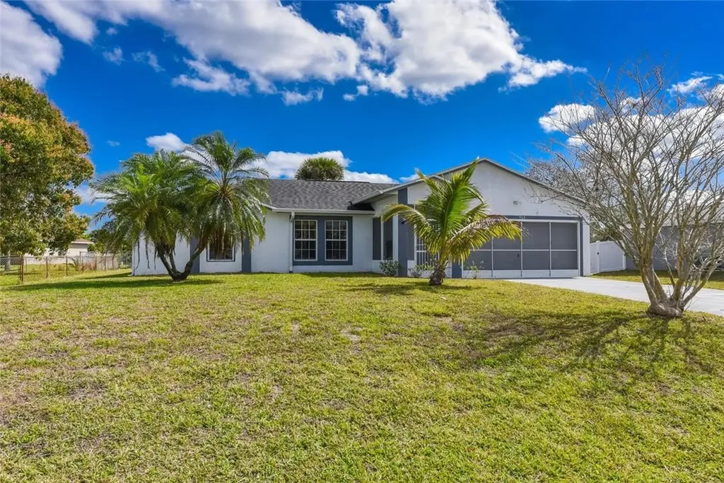 965 SW Sarto Lane Port St Lucie FL 34953