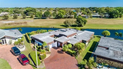 5805 S Bayberry Lane Tamarac FL 33319