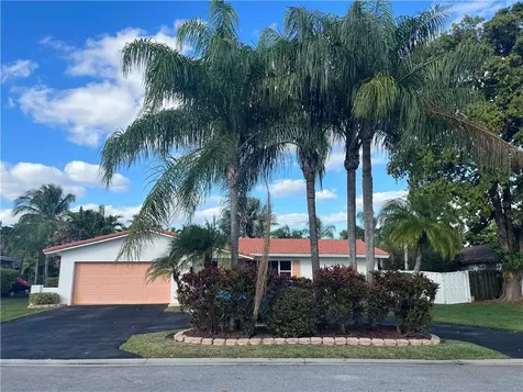 10611 NW 43rd Court Coral Springs FL 33065