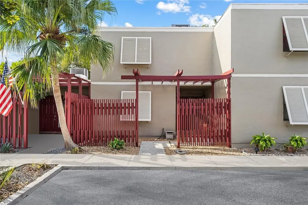 10910 Cypress Road Pembroke Pines FL 33026