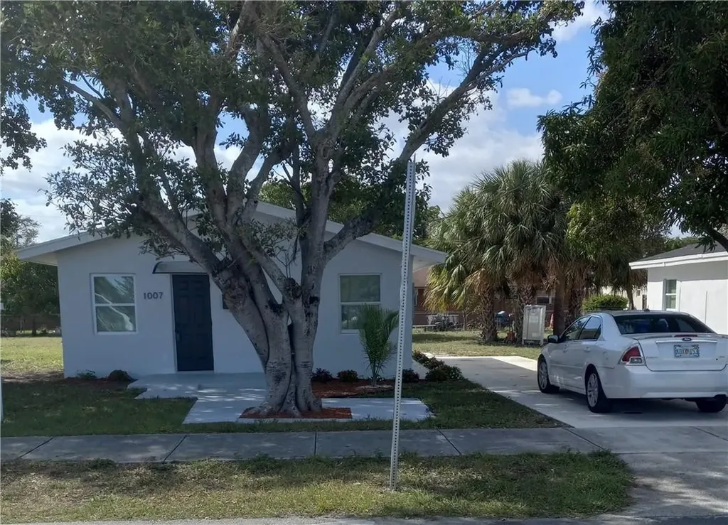 1007 NW 4th Avenue Pompano Beach FL 33060