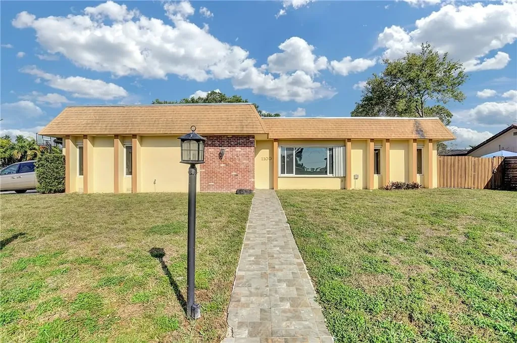 1100 SW 75th Avenue Plantation FL 33317