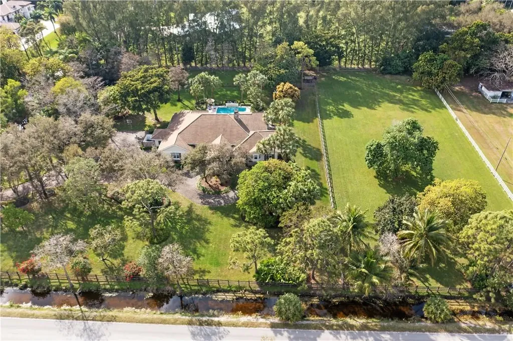 6899 NW 87th Avenue Parkland FL 33067