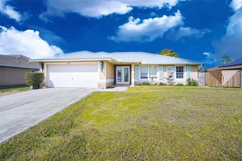 209 SW Starfish Avenue Port St Lucie FL 34984