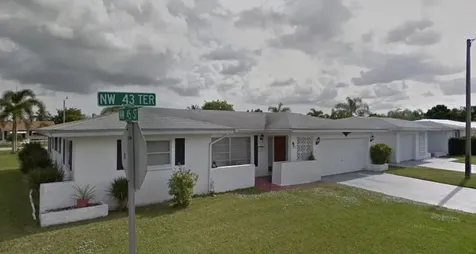4406 NW 43rd Terrace Tamarac FL 33319