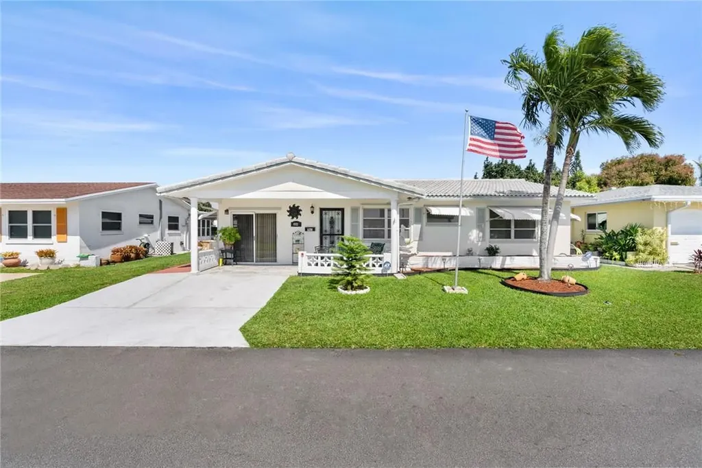 4921 NW 54th Court Tamarac FL 33319