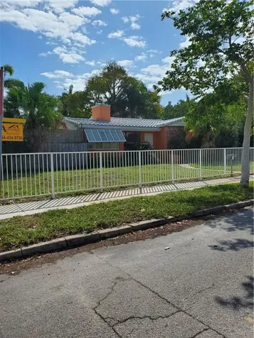 1600 Jackson Street Hollywood FL 33020