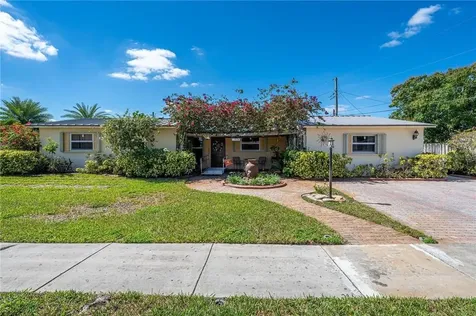 17930 NW 79th Court Hialeah FL 33015