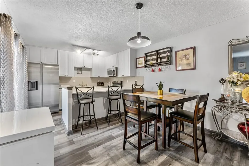 831 Springdale Circle Palm Springs FL 33461