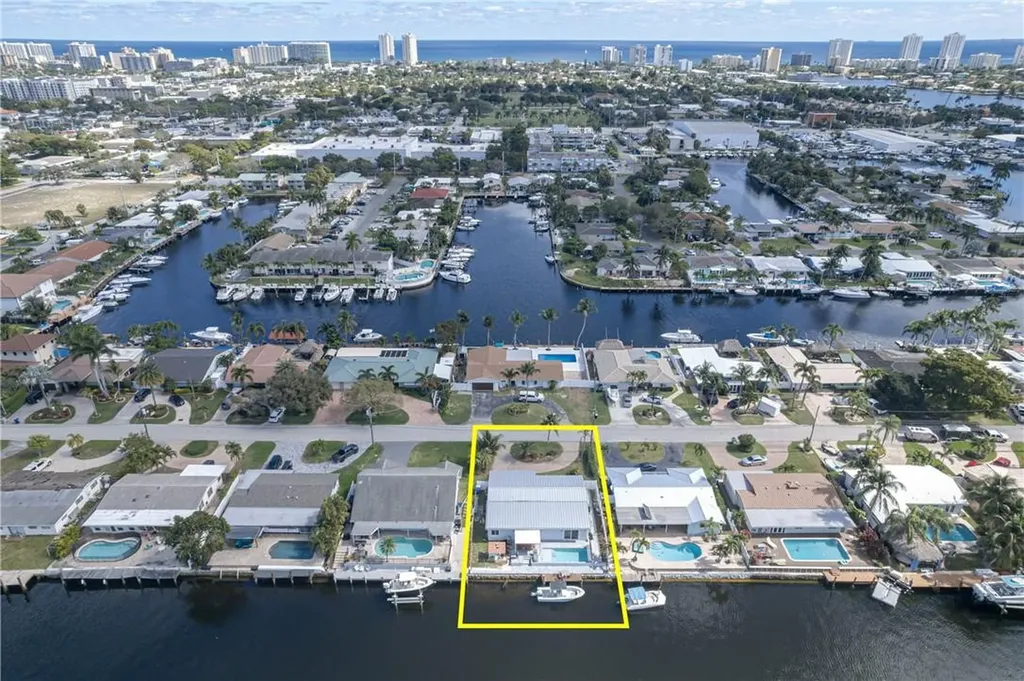 371 SE 16th Avenue Pompano Beach FL 33060