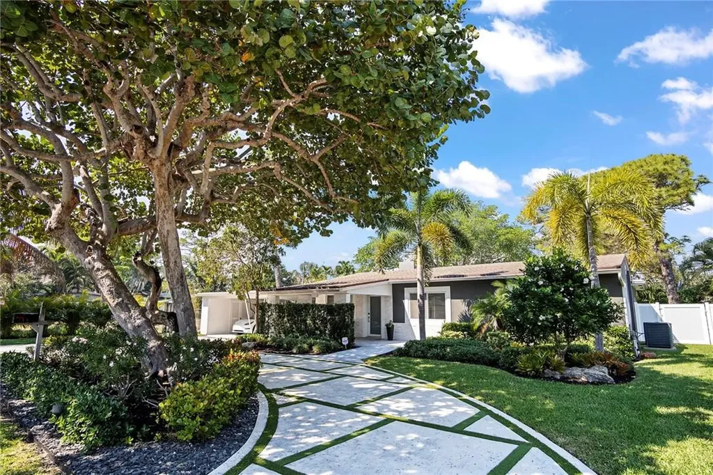 715 NE 21st Drive Wilton Manors FL 33305