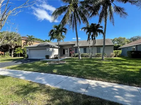 5460 NW 40th Terrace Coconut Creek FL 33073