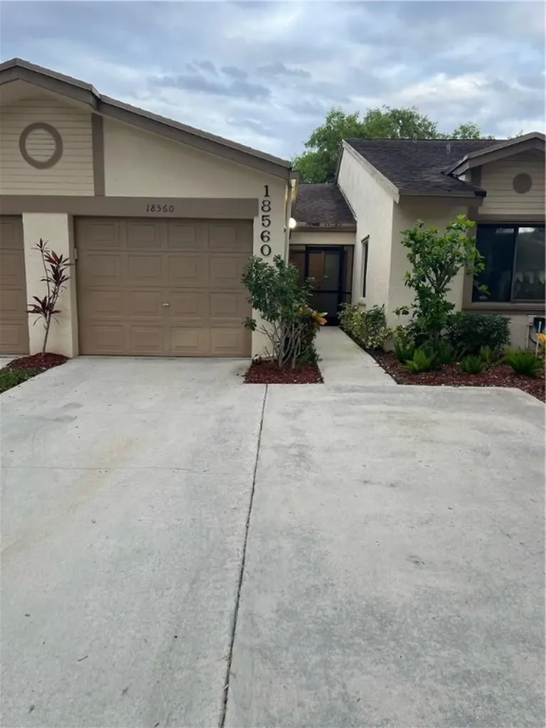 18560 Sunburst Lane Boca Raton FL 33496