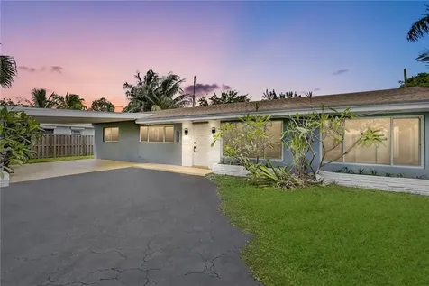 5607 Madison Street Hollywood FL 33023