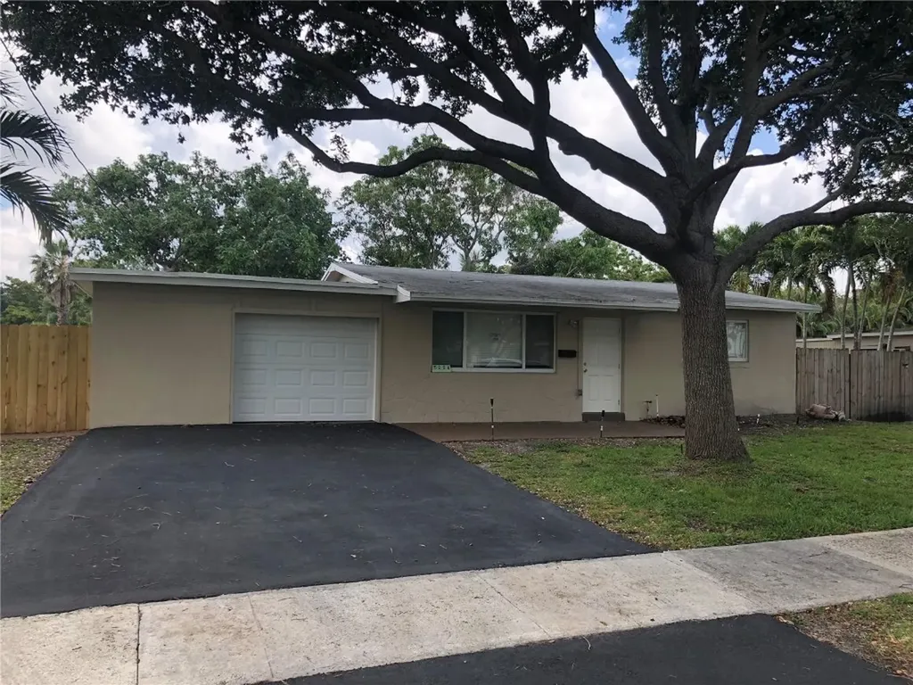 5224 SW 92nd Terrace Cooper City FL 33328