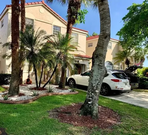 417 NW 87th Lane Coral Springs FL 33071