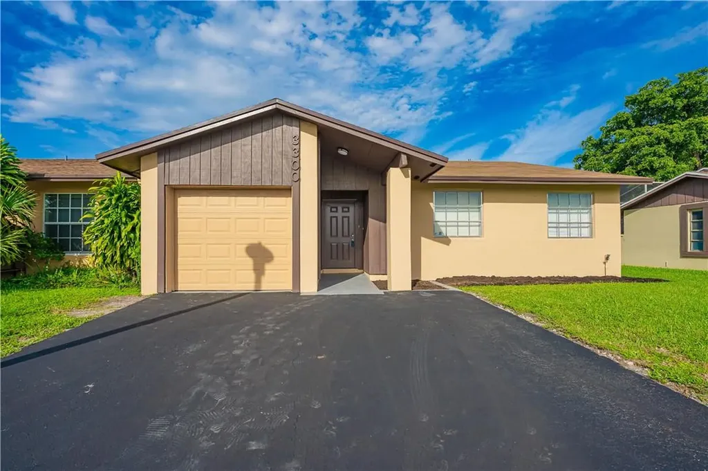 3300 SW 96th Terrace Miramar FL 33025