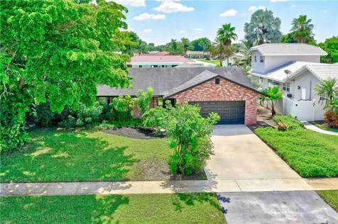 7420 SW 5th Street Plantation FL 33317