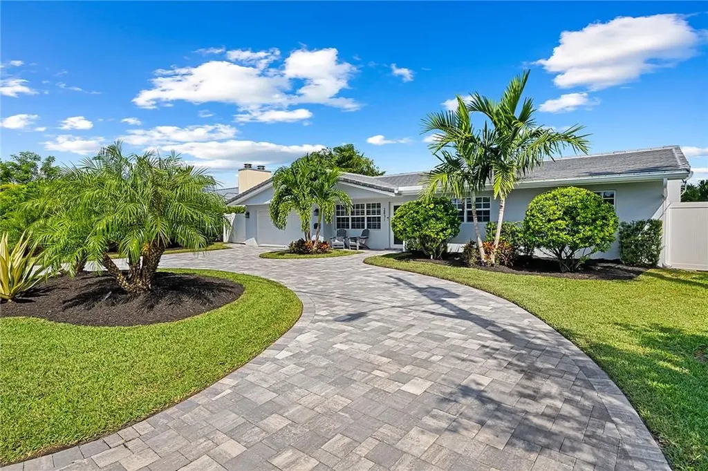2831 NE 8th Court Pompano Beach FL 33062