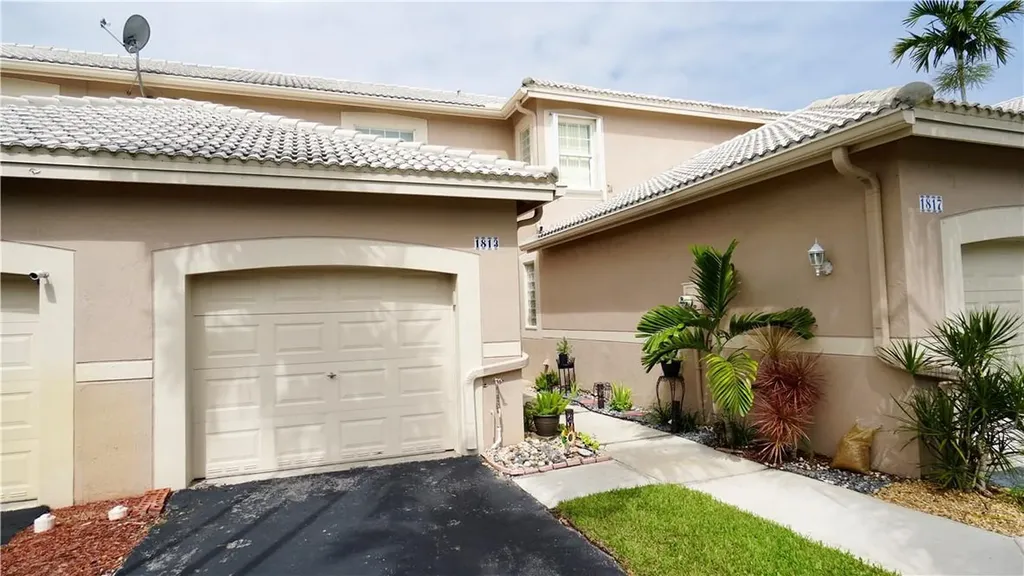 1813 Salerno Circle Weston FL 33327