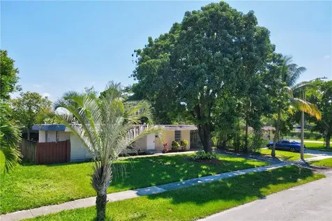7902 NW 73rd Avenue Tamarac FL 33321