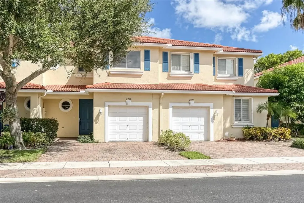 2769 S Evergreen Circle Boynton Beach FL 33426