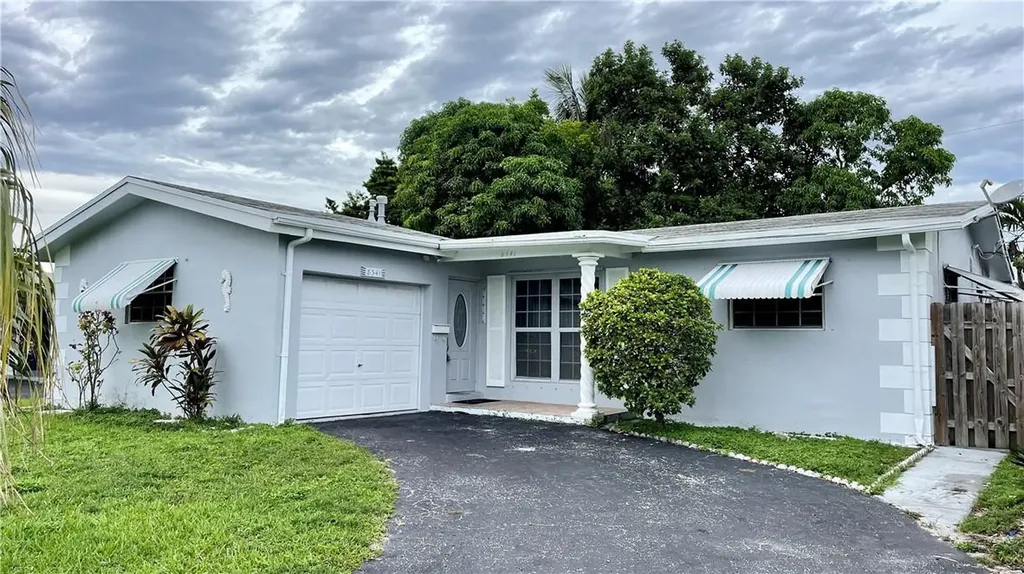 8341 NW 25th Street Sunrise FL 33322