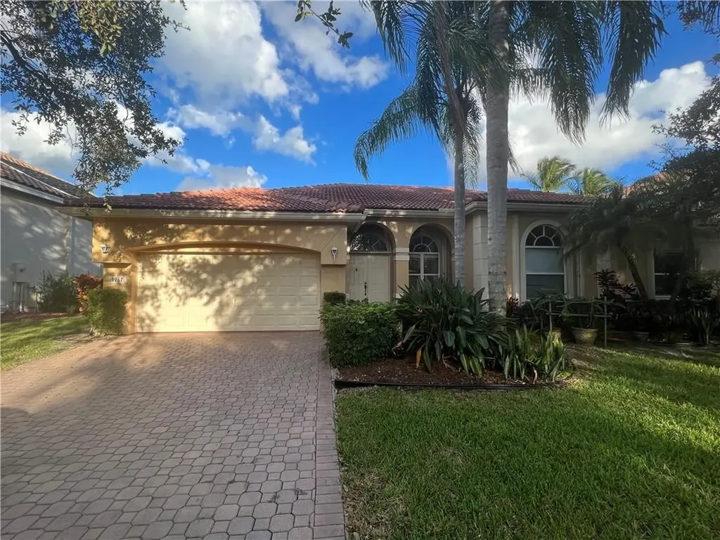 5267 NW 102nd Avenue Coral Springs FL 33076