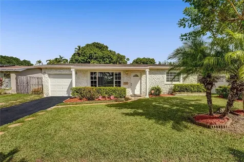6561 NW 24th Court Sunrise FL 33313