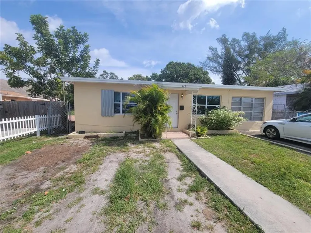 117 SE 4th Street Hallandale Beach FL 33009