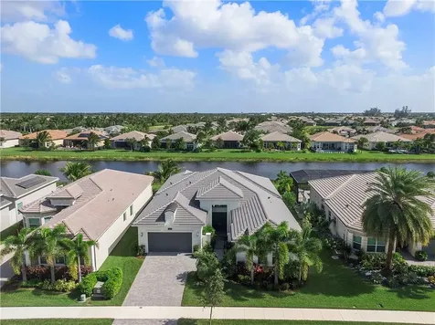 12802 Whitehorn Way Boynton Beach FL 33473